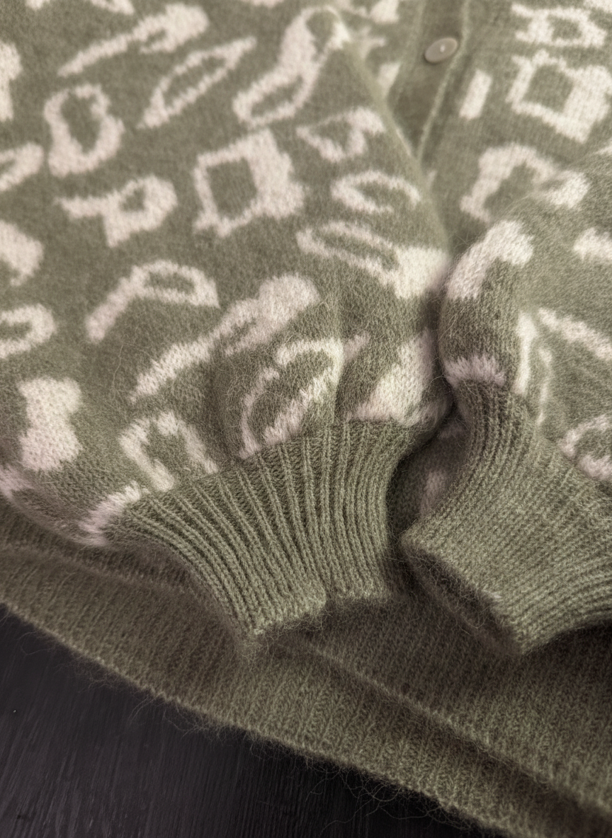 Strickjacke mit Muster – Langarm